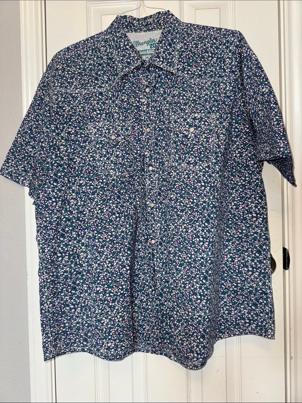 Pearl snap short sleeve
